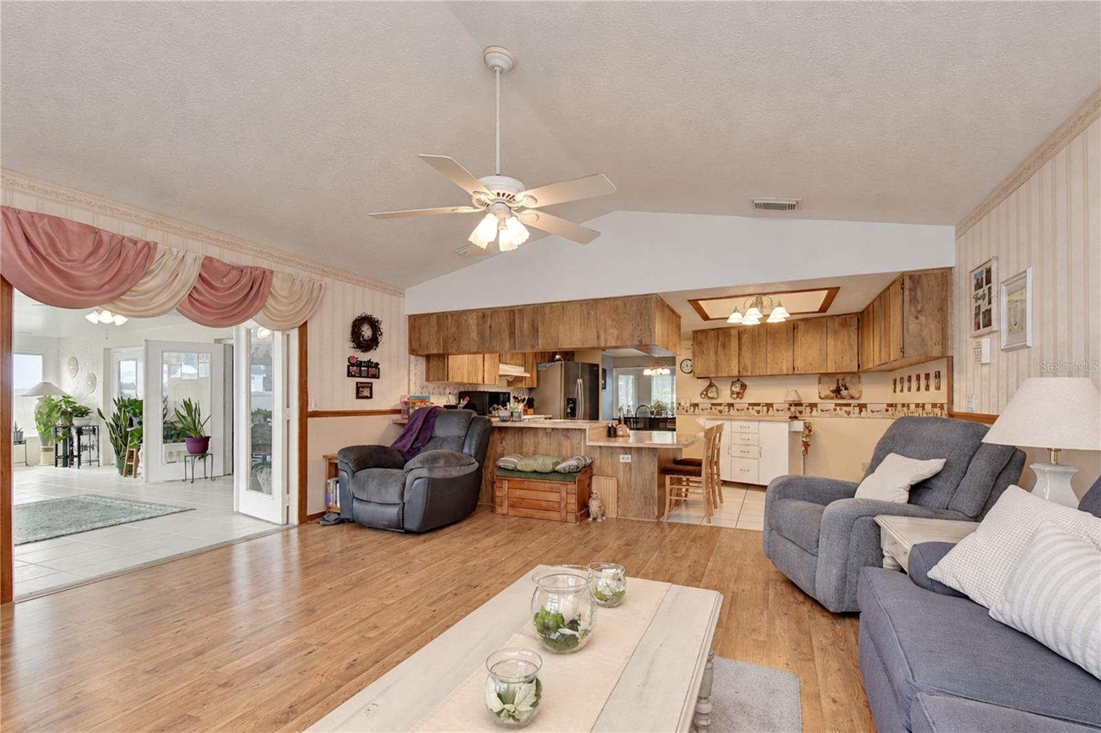 659 TIMBER POND DR