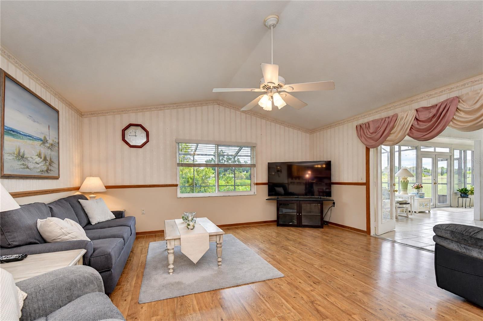 659 TIMBER POND DR