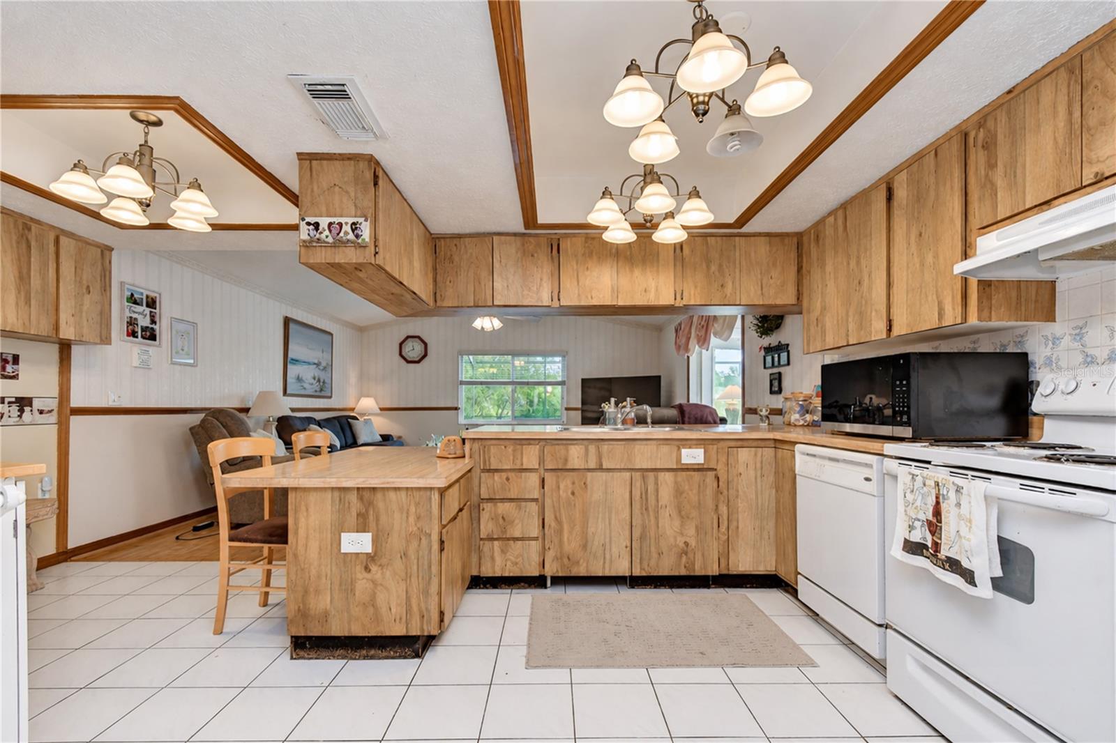 659 TIMBER POND DR