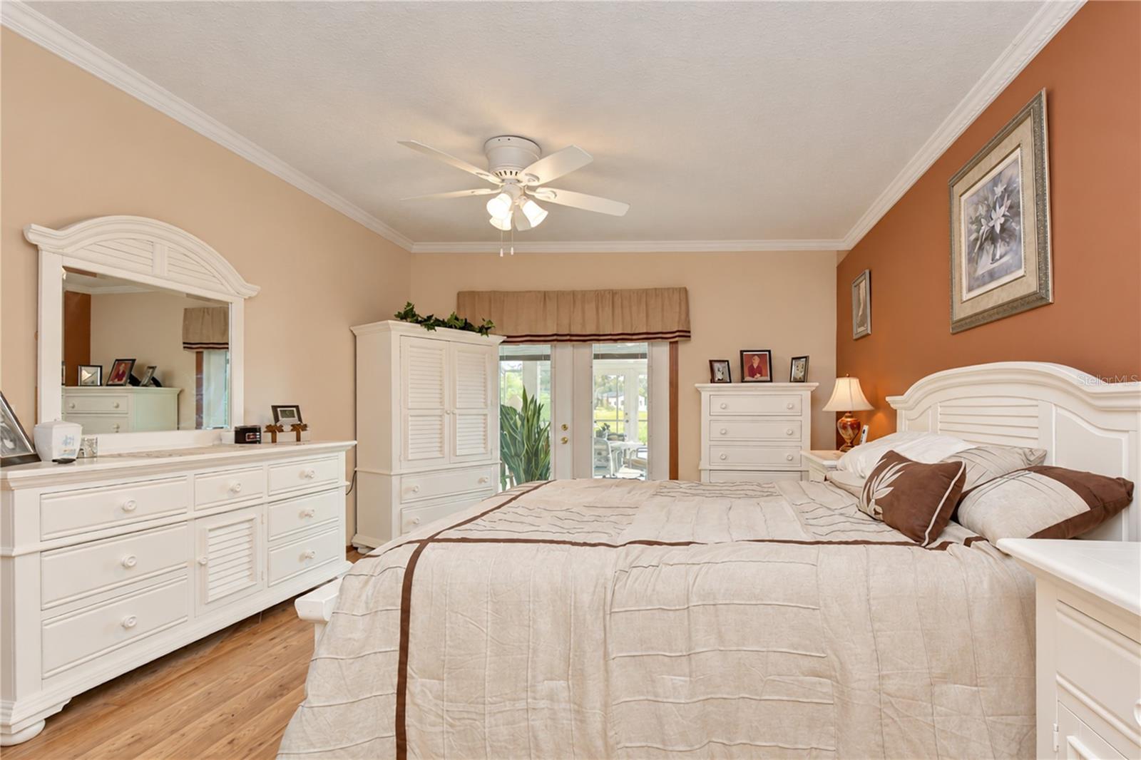 659 TIMBER POND DR