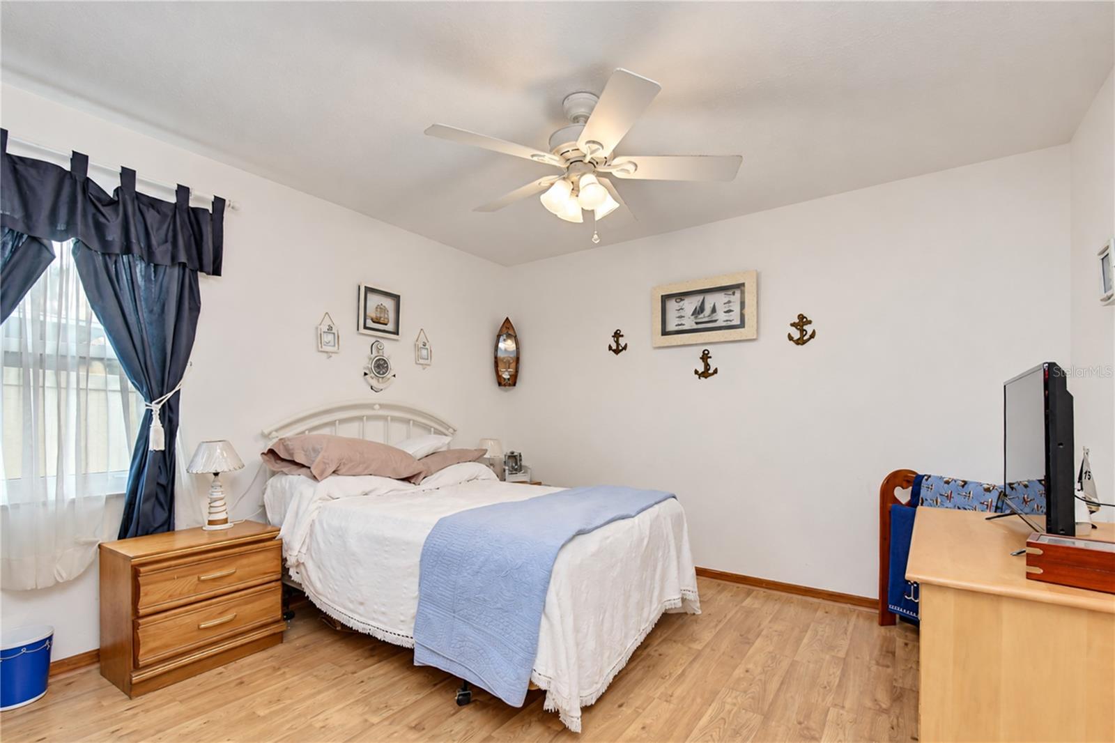 659 TIMBER POND DR