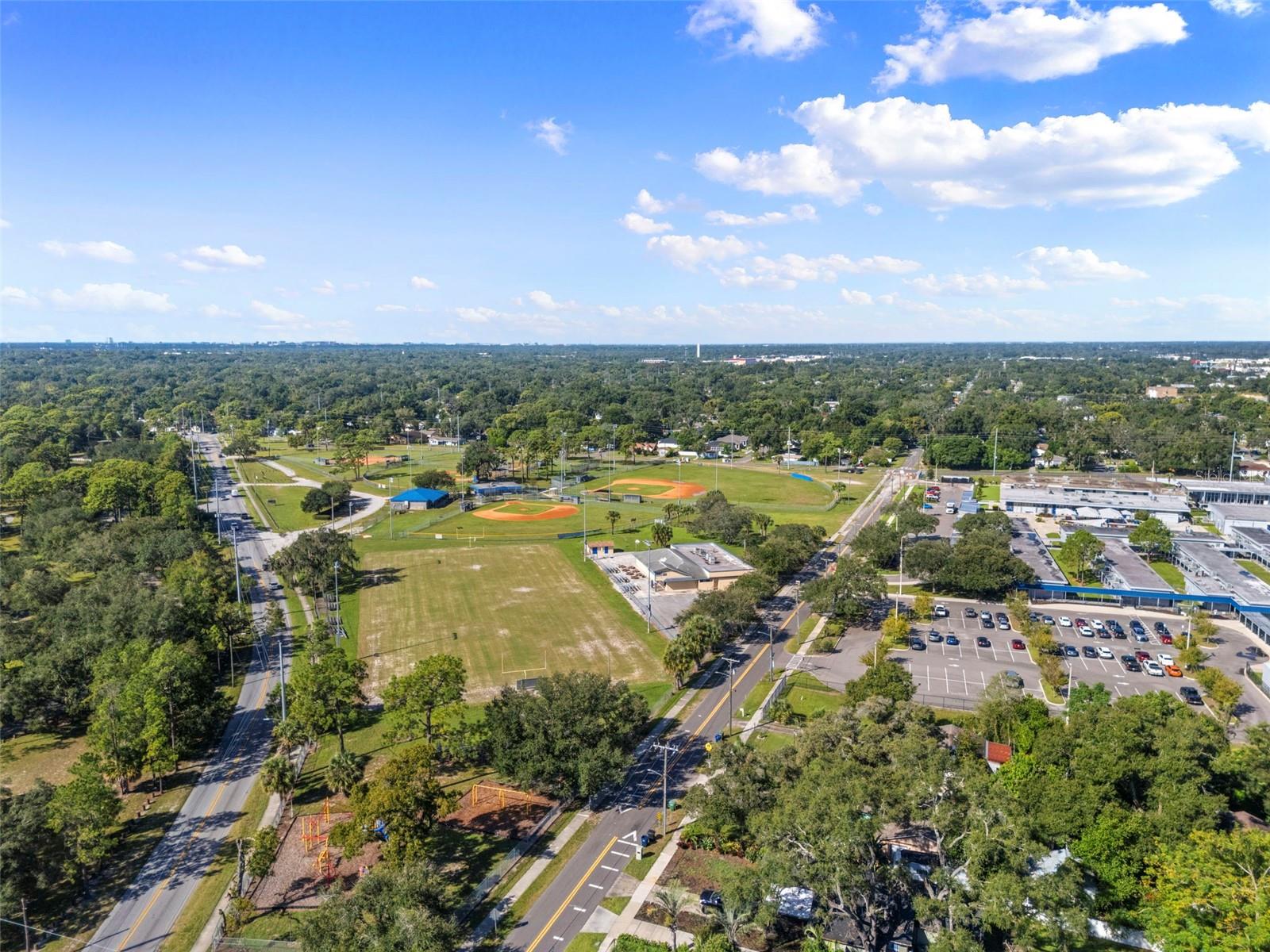 1825 E ESKIMO AVE