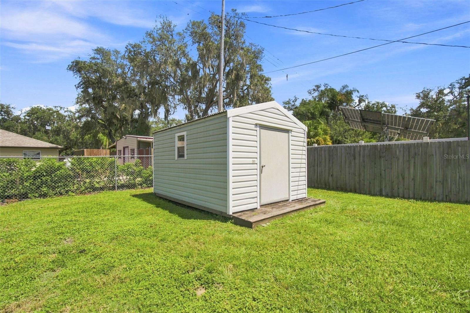 610 HITCHING POST DR