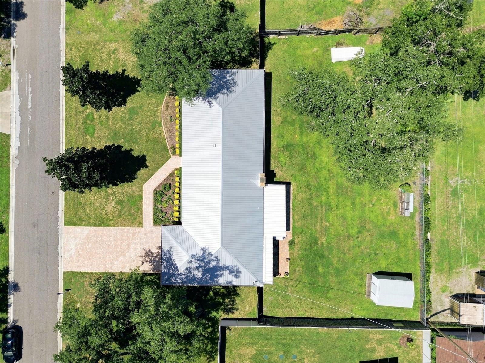 610 HITCHING POST DR
