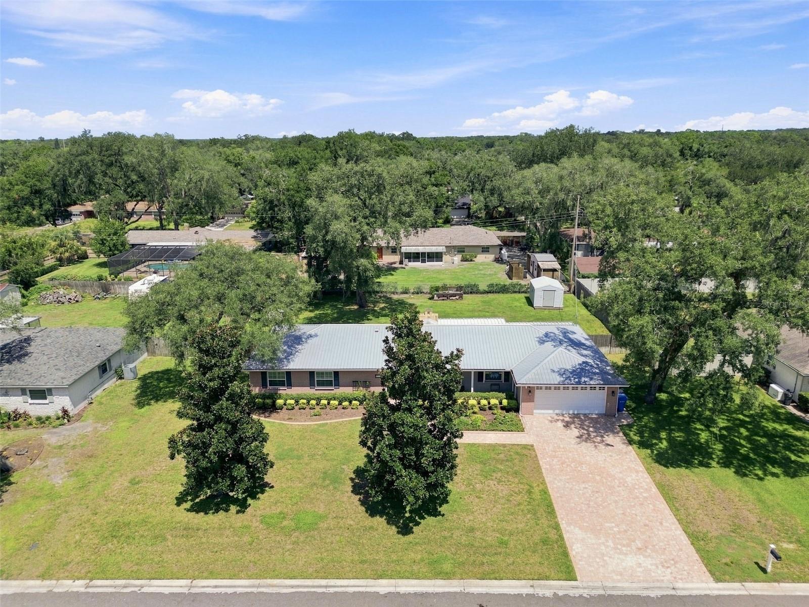 610 HITCHING POST DR