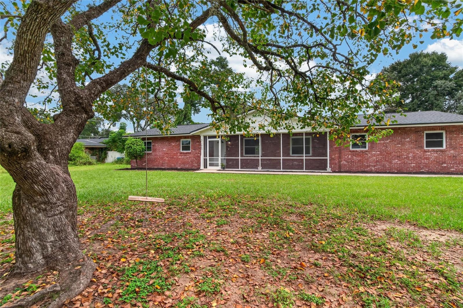 1905 BRYAN RD