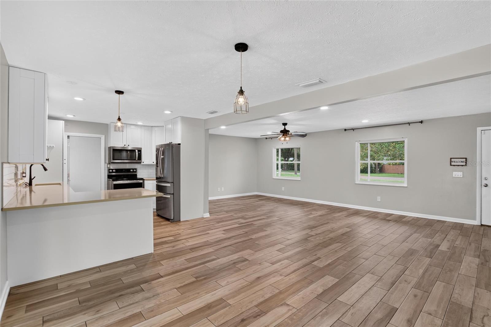 1905 BRYAN RD