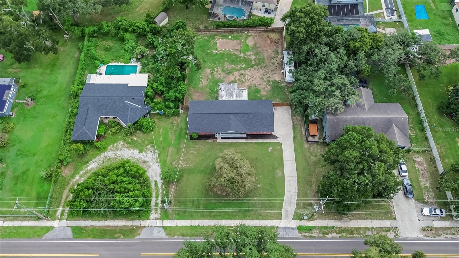 1905 BRYAN RD
