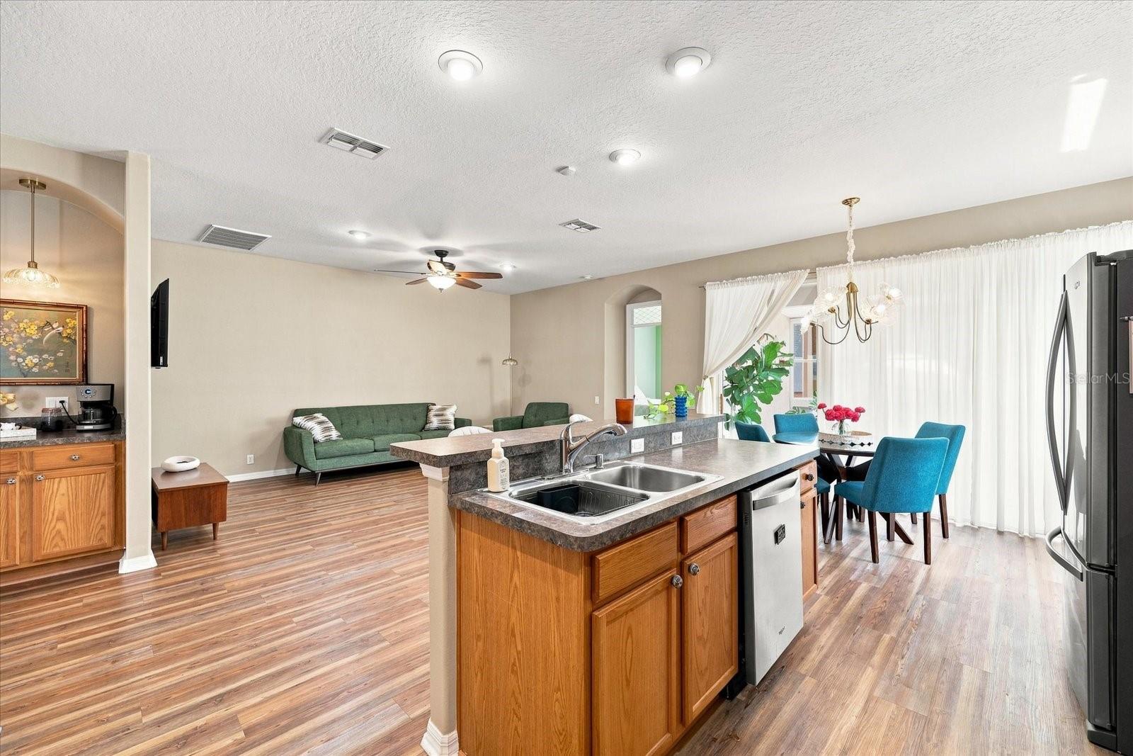 14848 POTTERTON CIR