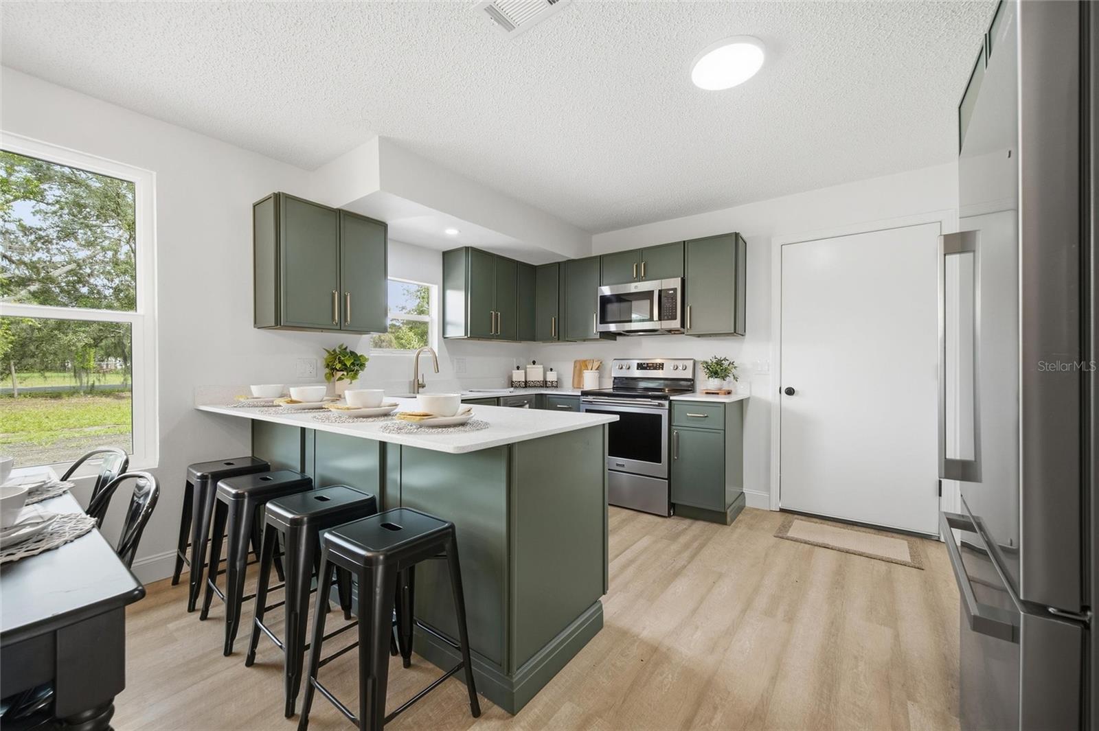 15210 LANCER RD