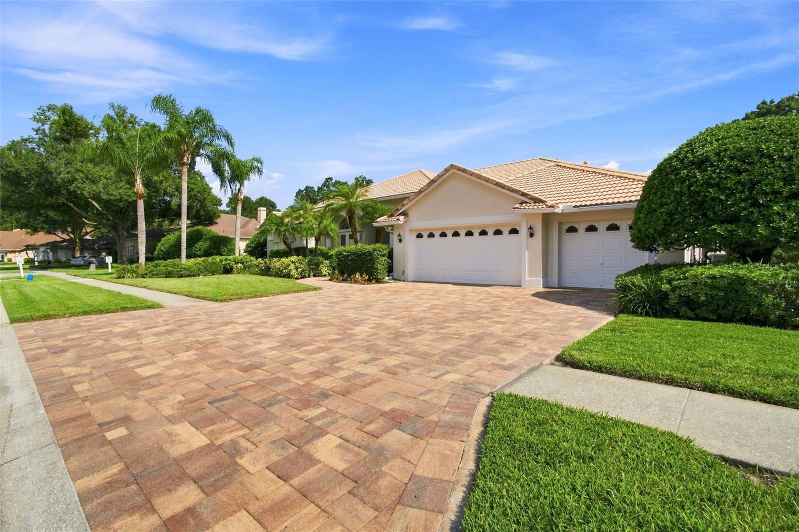 3626 SWANS LANDING DR