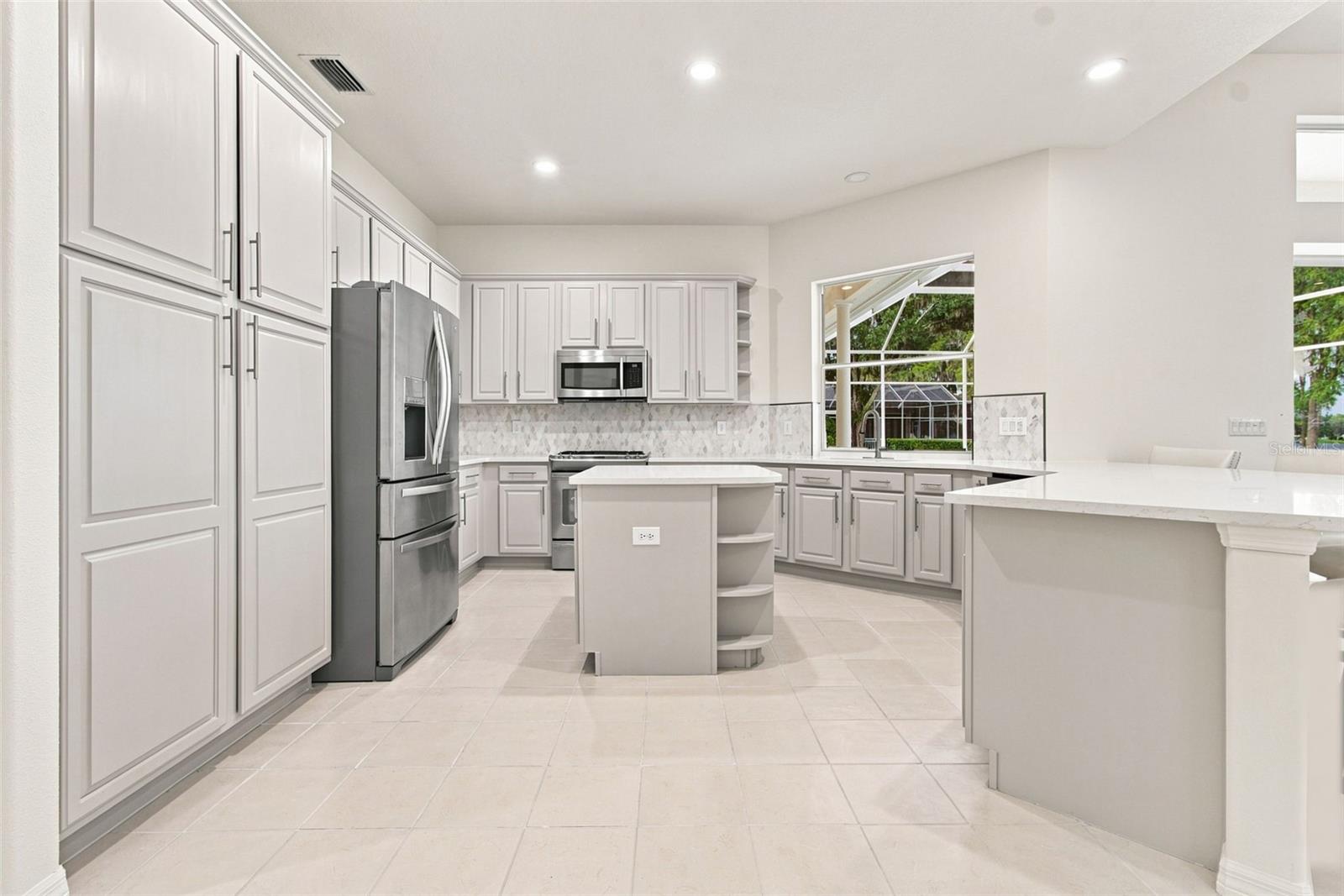 3626 SWANS LANDING DR