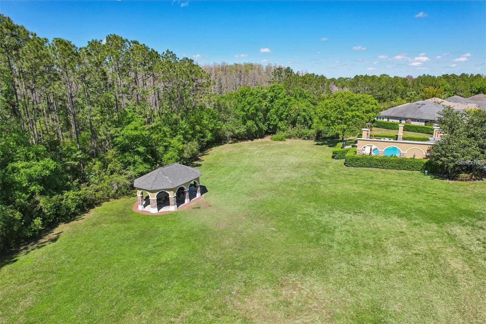 2812 DEVONOAK BLVD