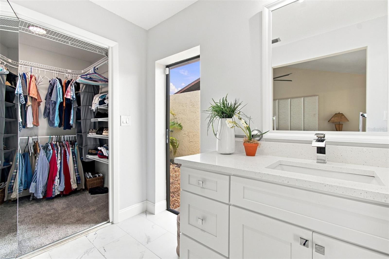 5005 PALOMA DR