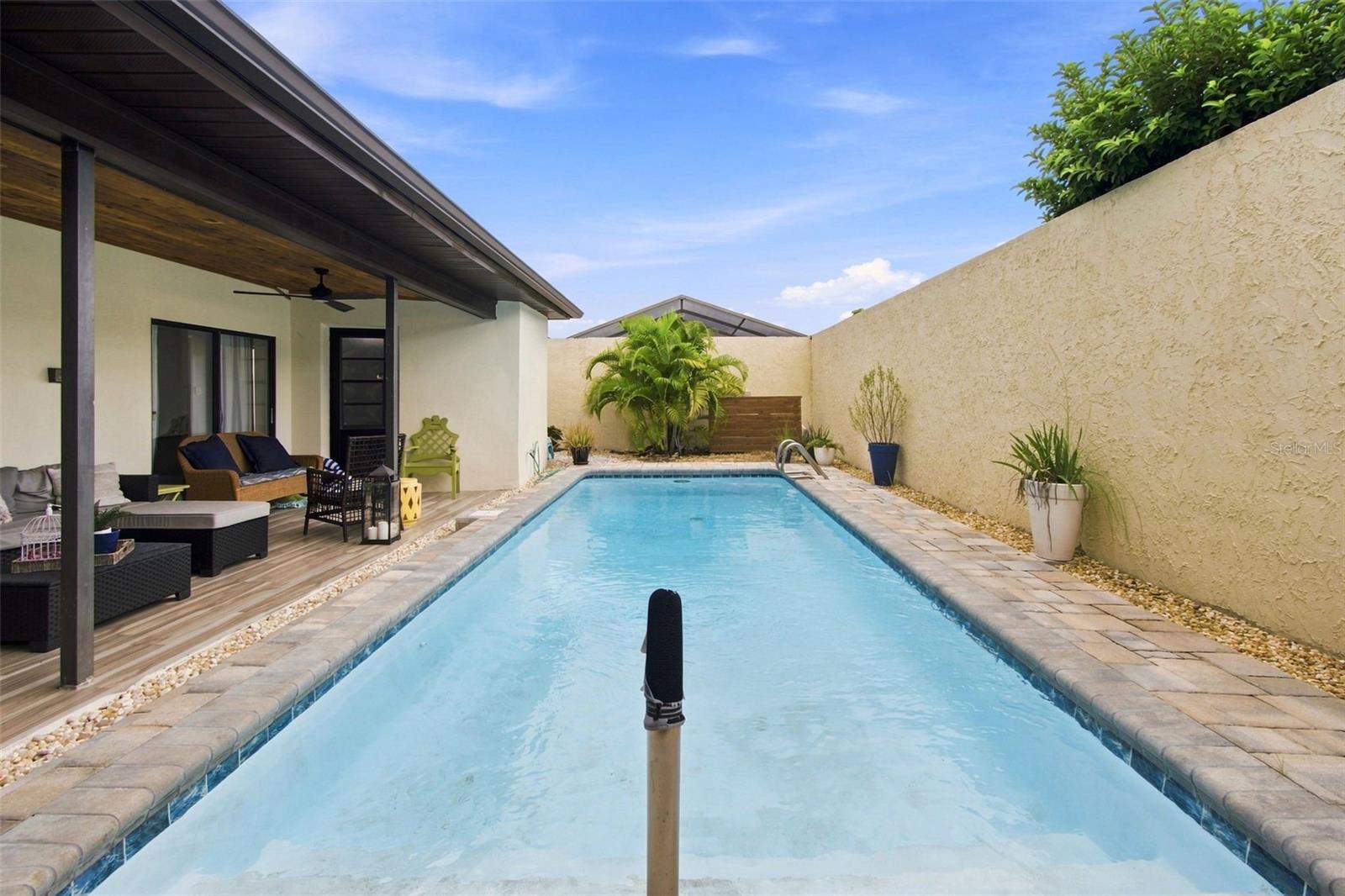 5005 PALOMA DR