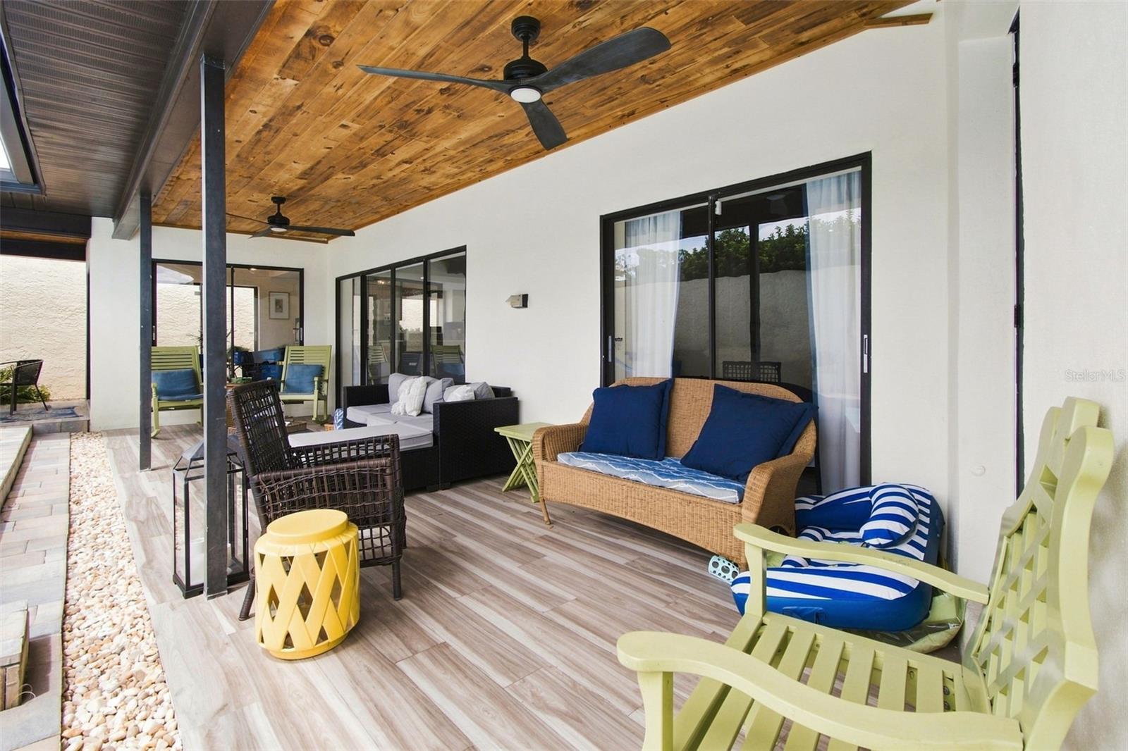 5005 PALOMA DR