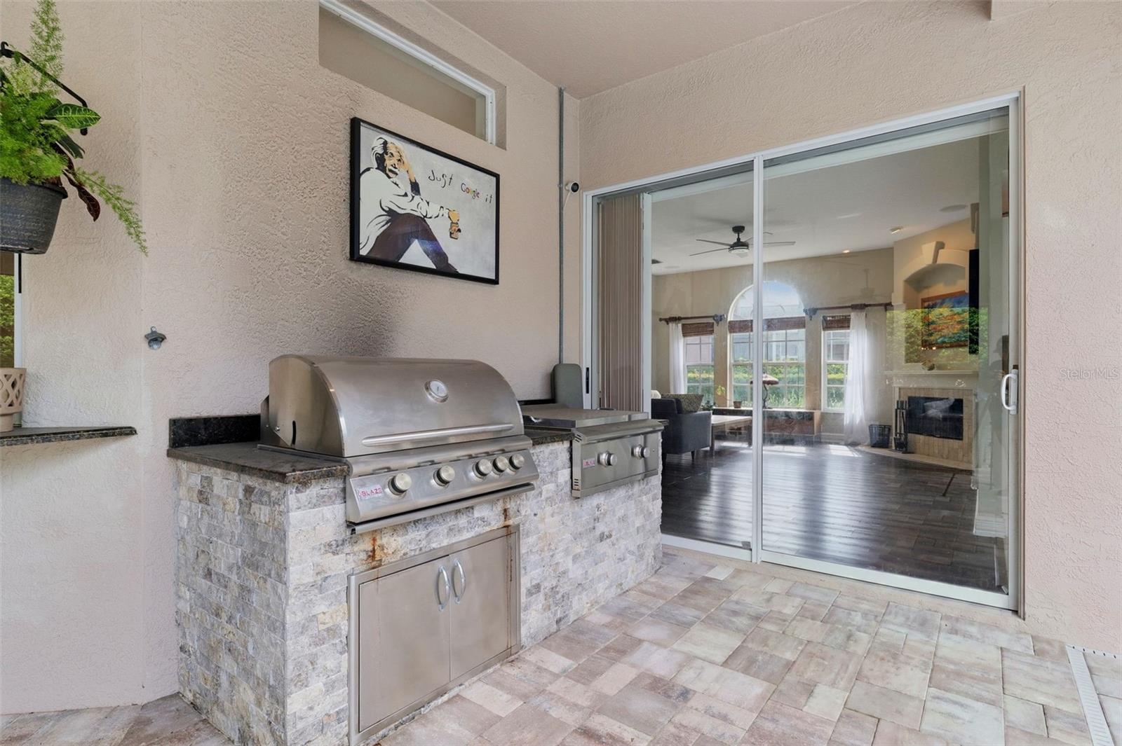 12012 BREWSTER DR