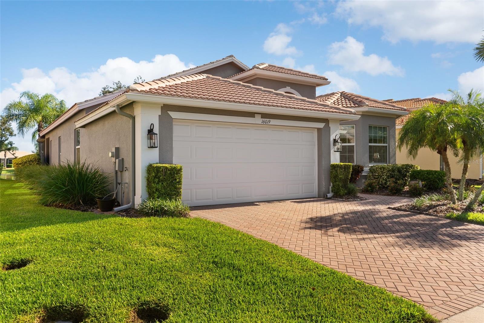 16019 GOLDEN LAKES DR