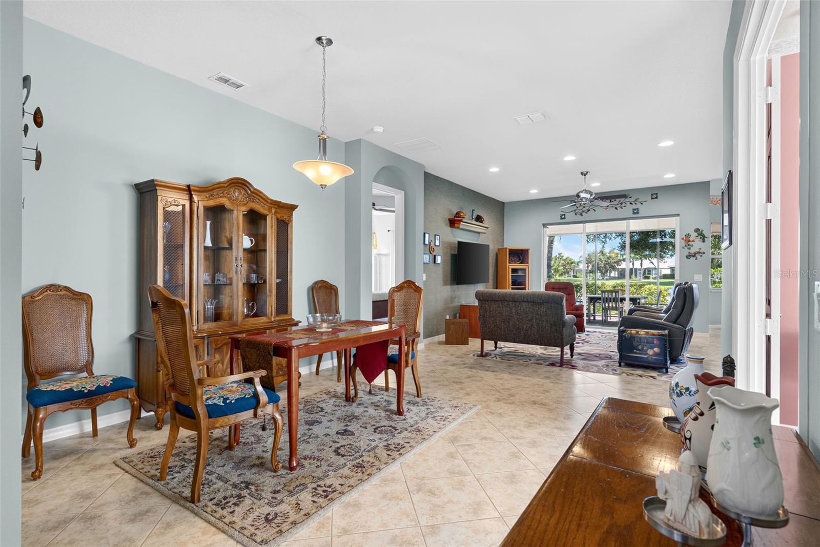16019 GOLDEN LAKES DR
