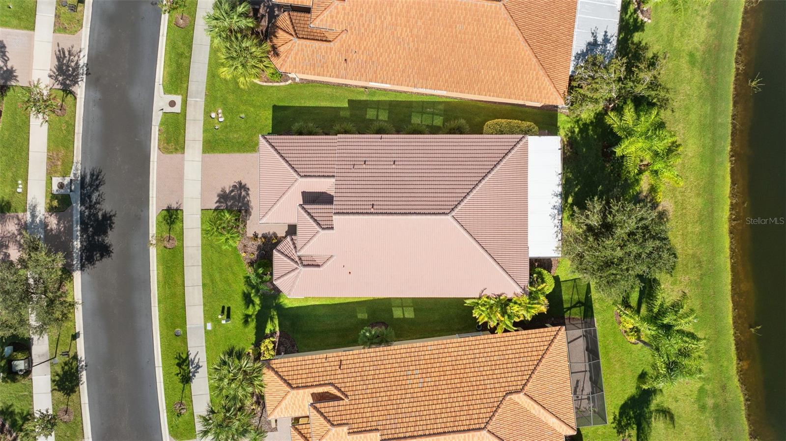16019 GOLDEN LAKES DR