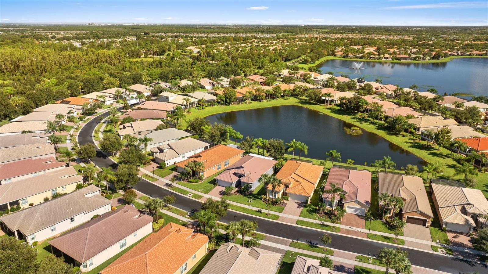 16019 GOLDEN LAKES DR