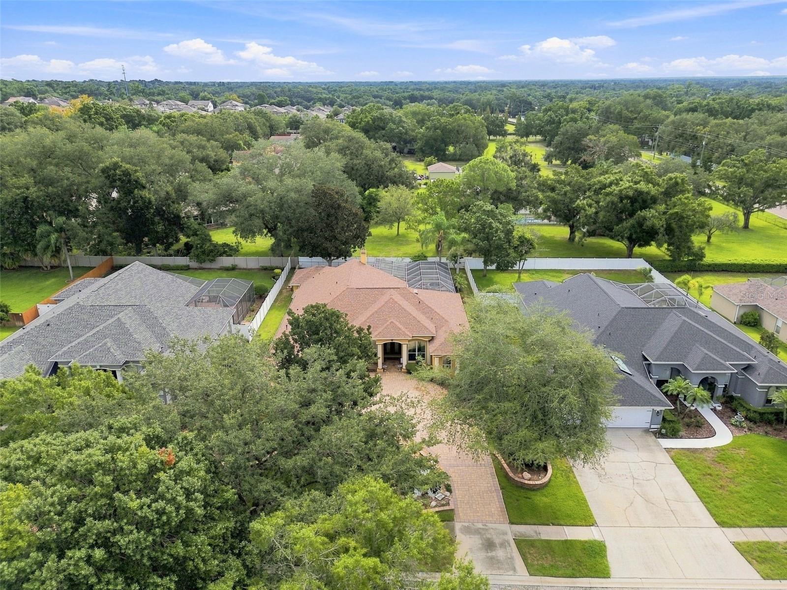 2931 HILLSIDE RAMBLE DR