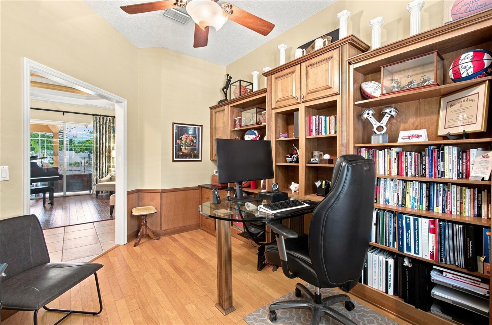 2931 HILLSIDE RAMBLE DR
