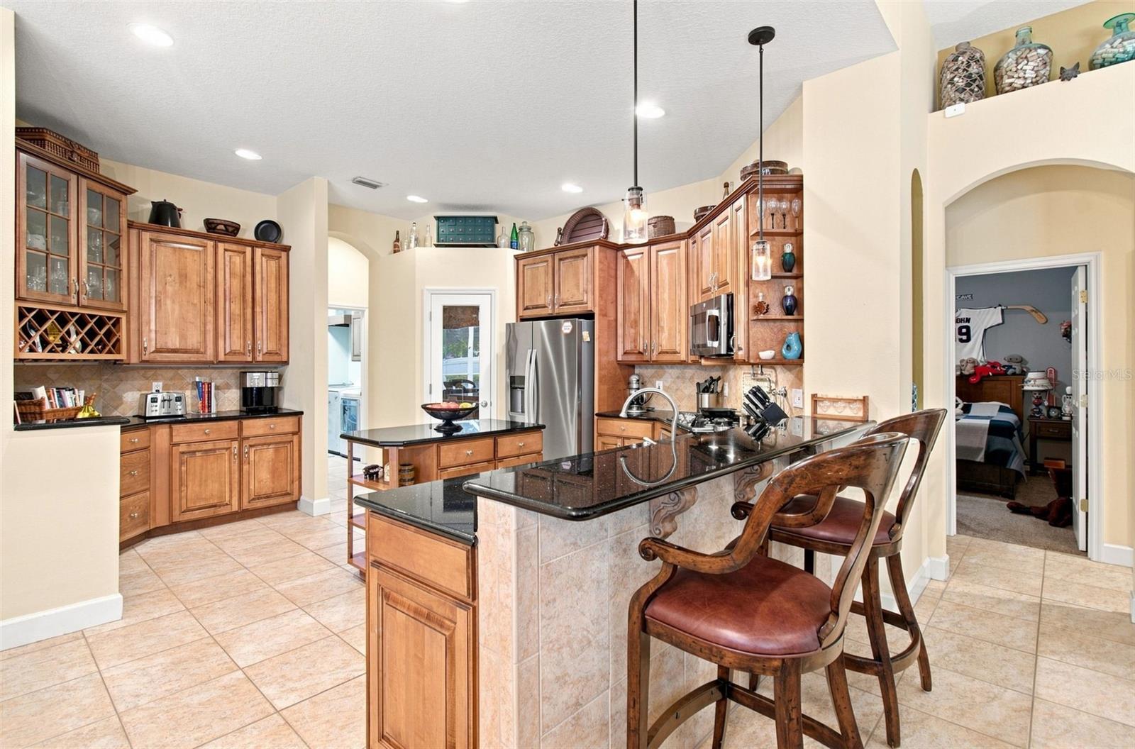 2931 HILLSIDE RAMBLE DR