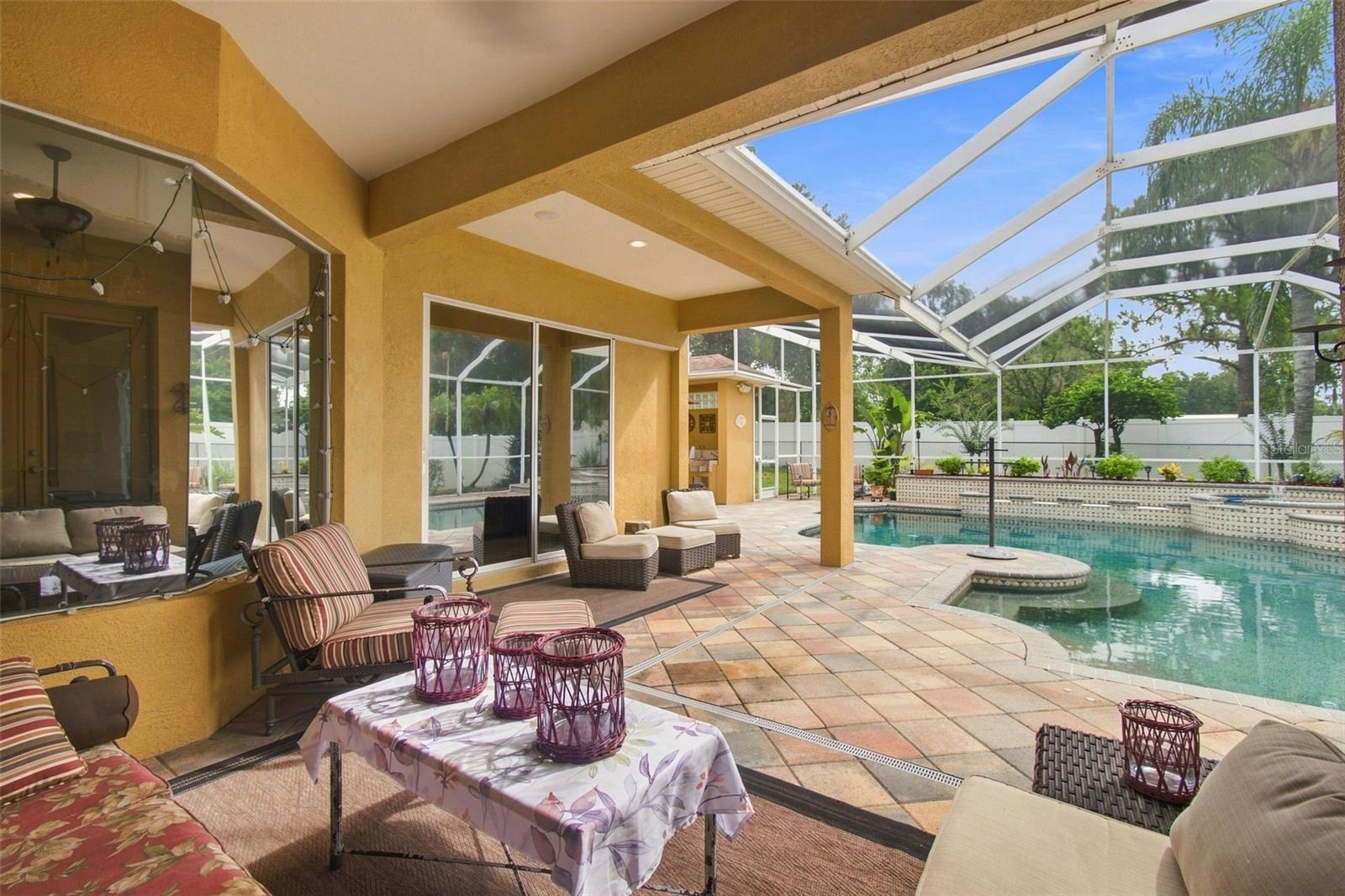 2931 HILLSIDE RAMBLE DR