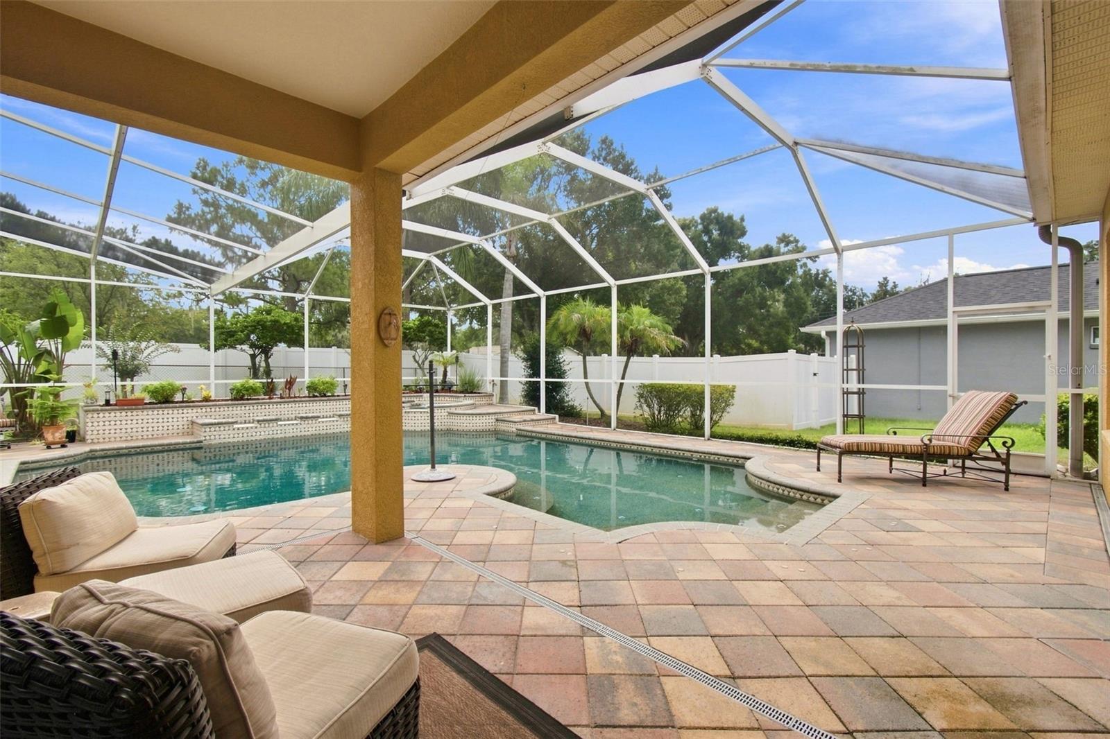 2931 HILLSIDE RAMBLE DR