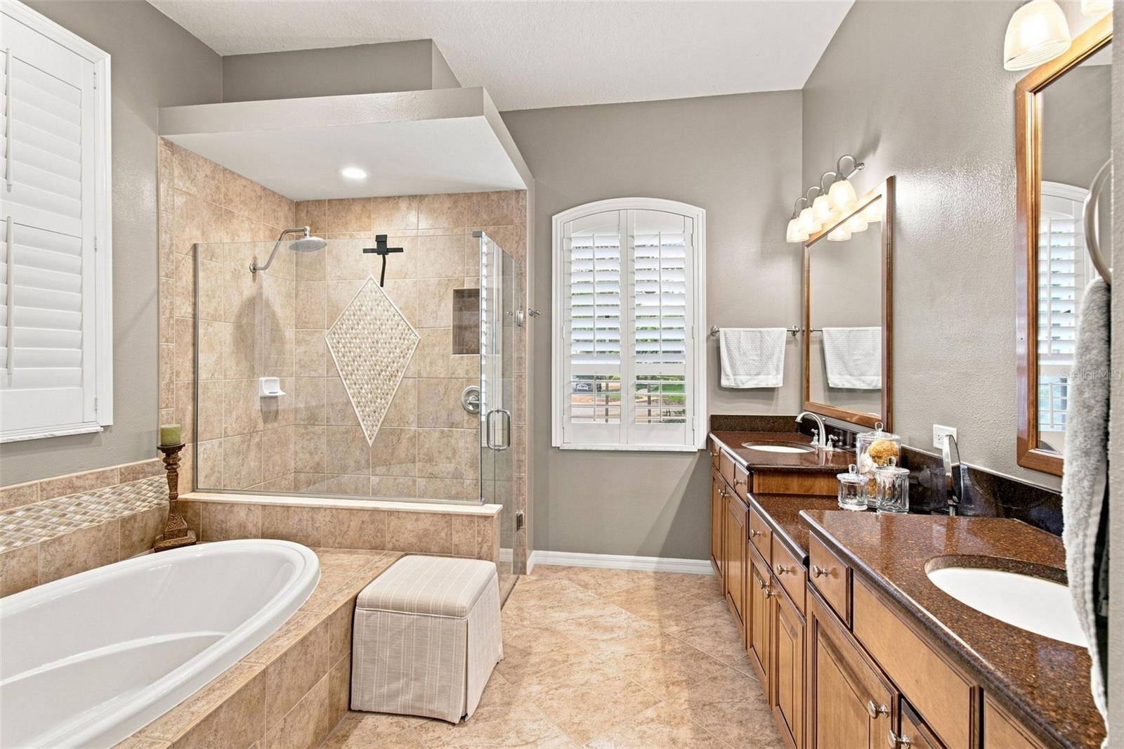2931 HILLSIDE RAMBLE DR