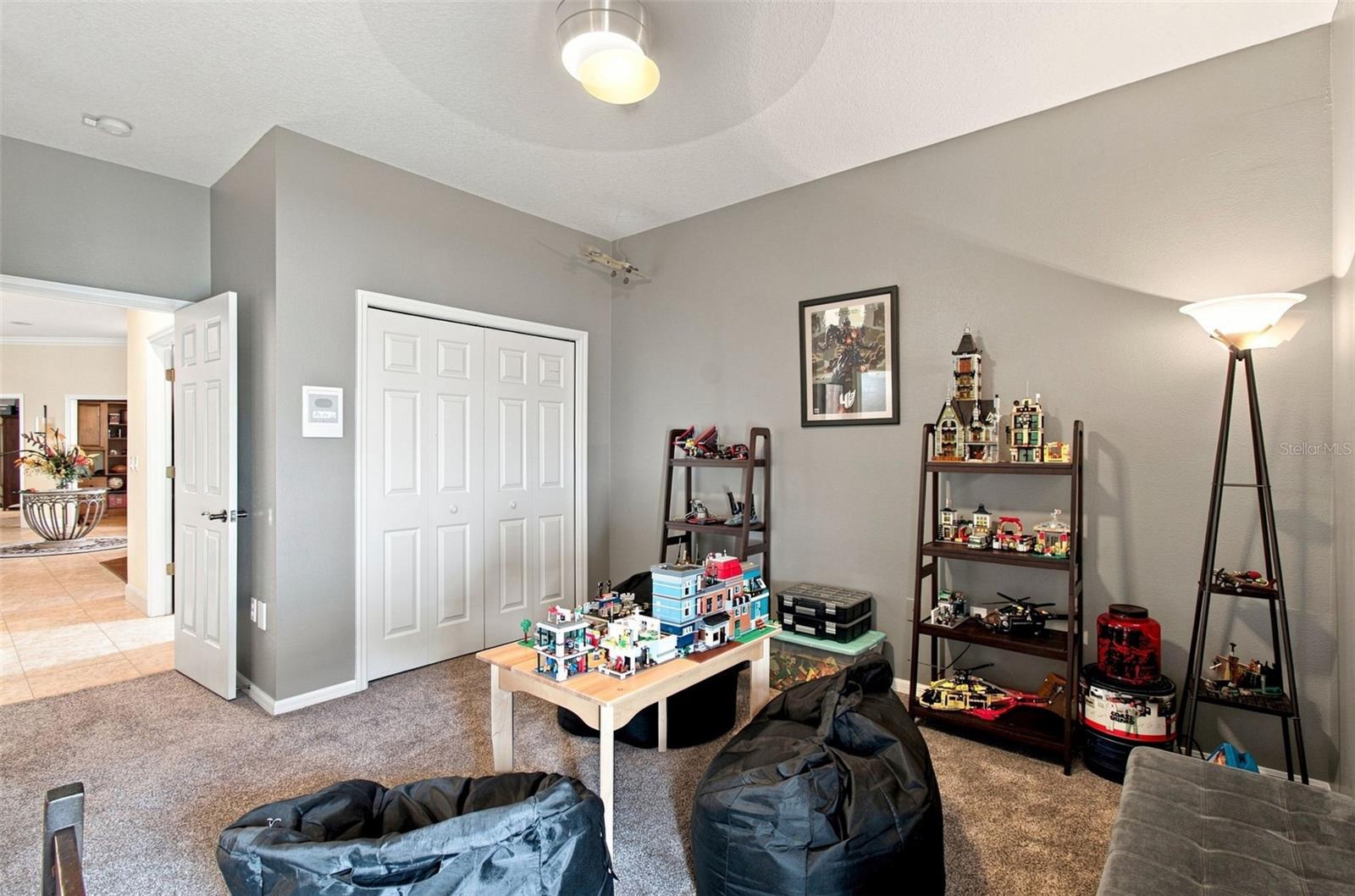 2931 HILLSIDE RAMBLE DR
