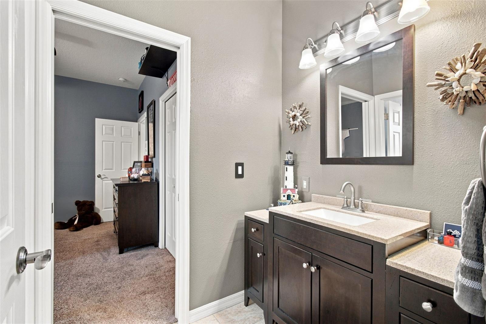 2931 HILLSIDE RAMBLE DR