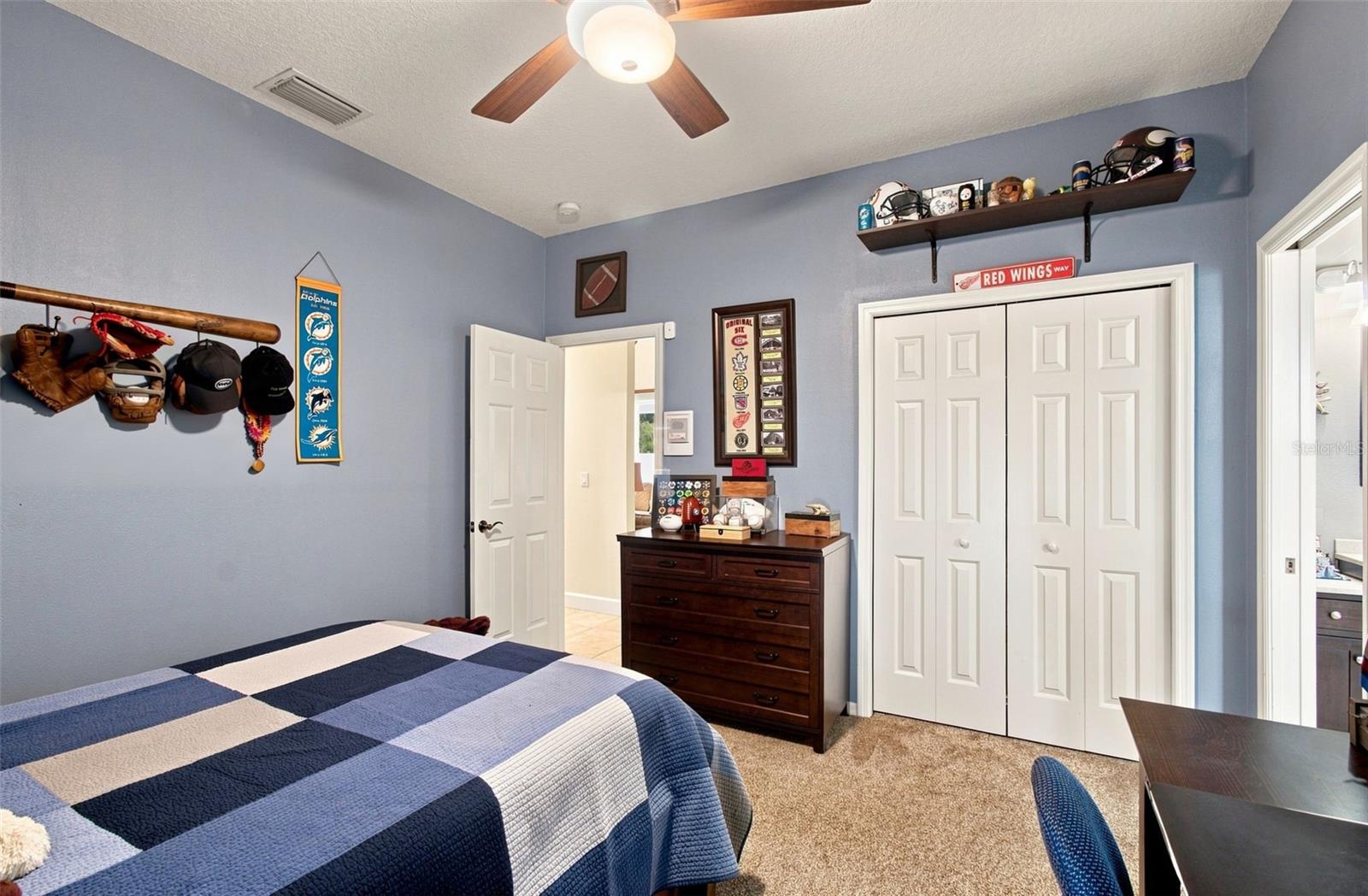 2931 HILLSIDE RAMBLE DR