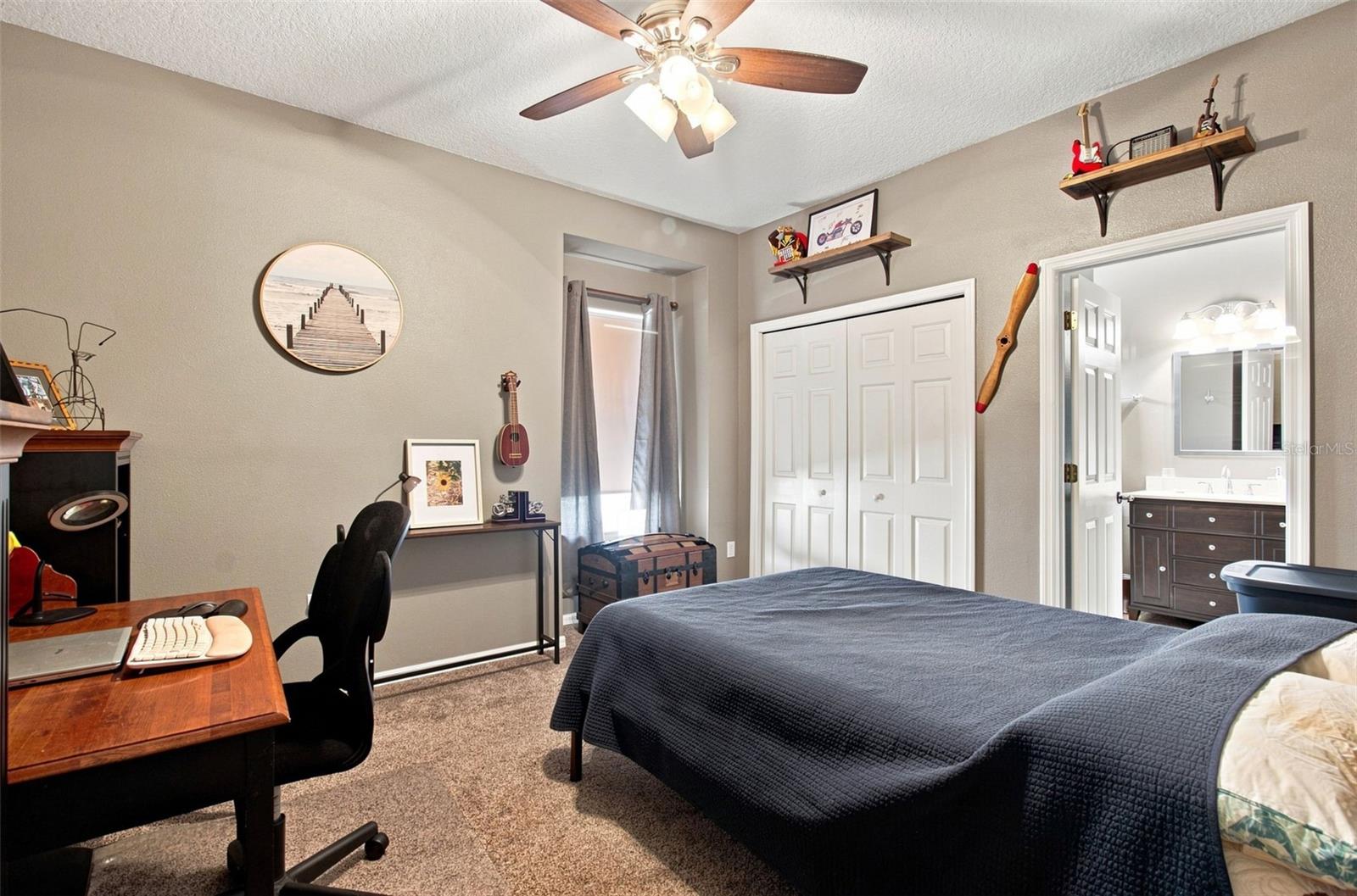 2931 HILLSIDE RAMBLE DR