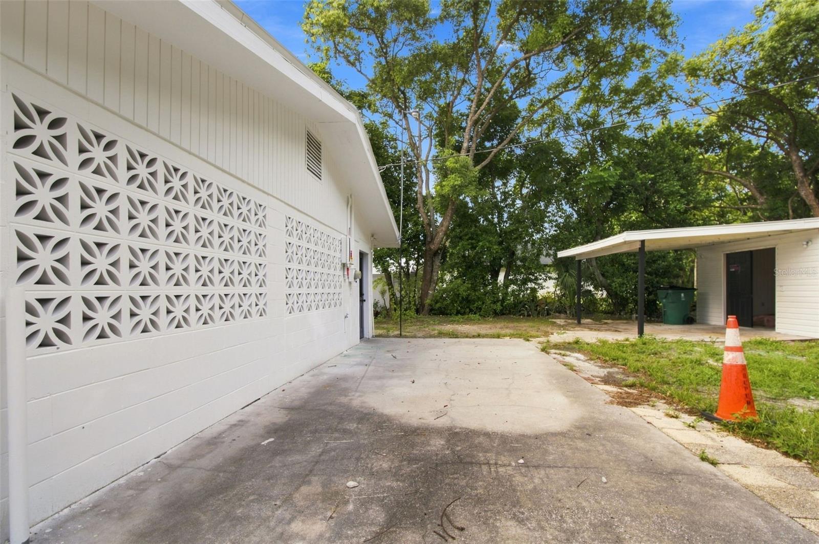 38351 7TH AVE