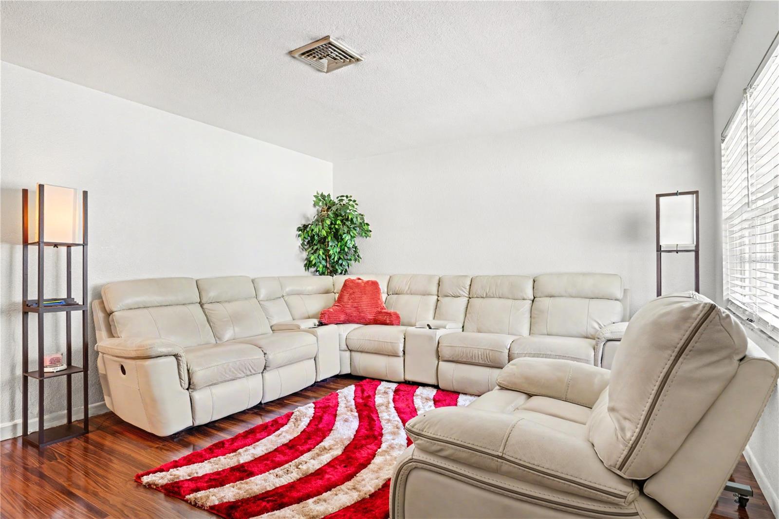 2422 BERRY RD