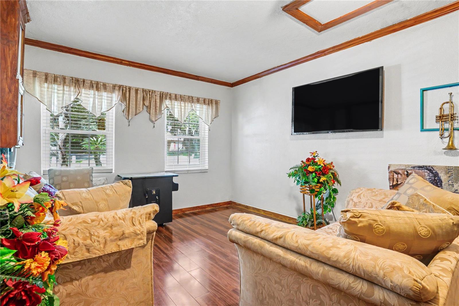 2422 BERRY RD