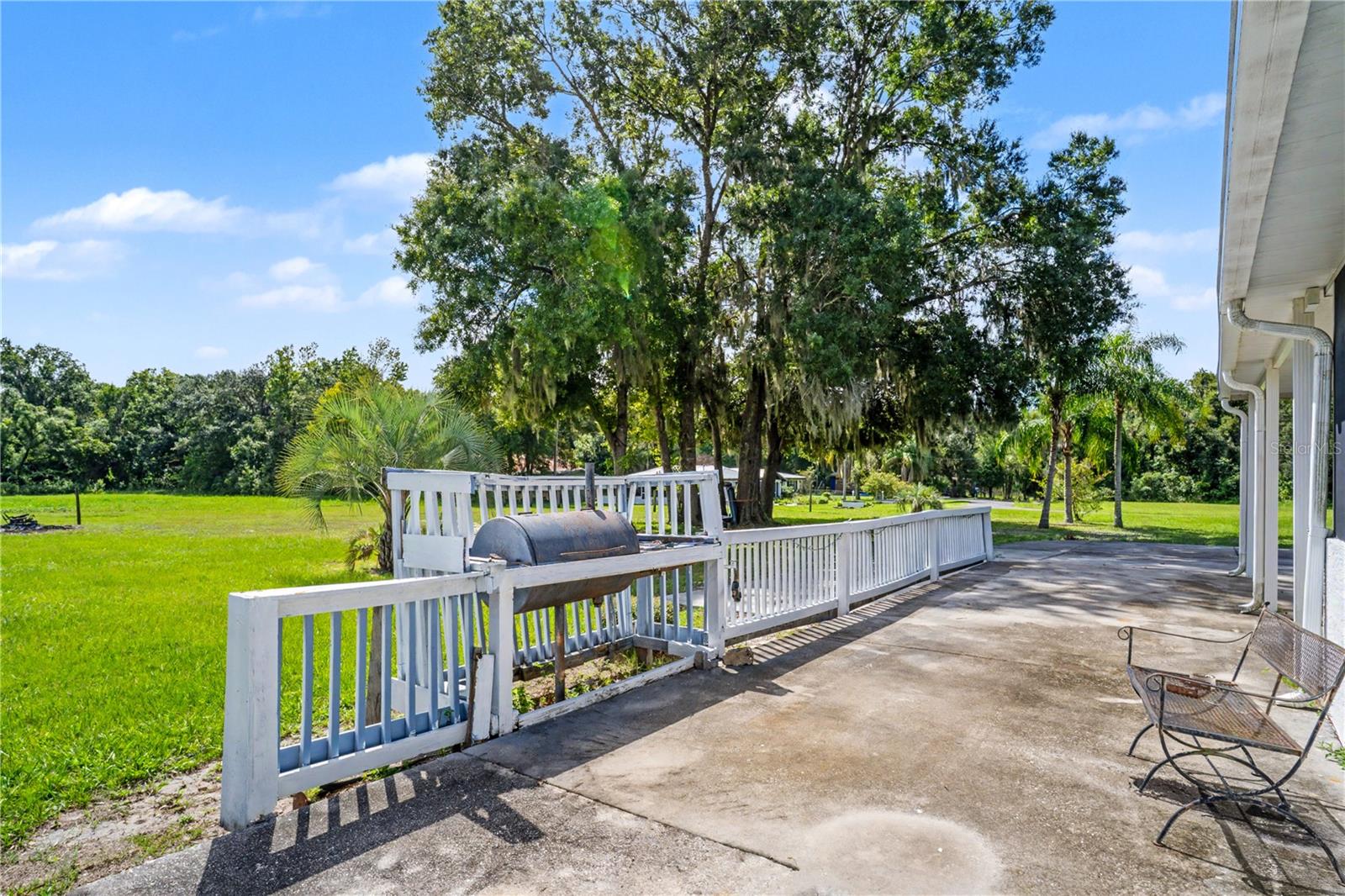 2422 BERRY RD
