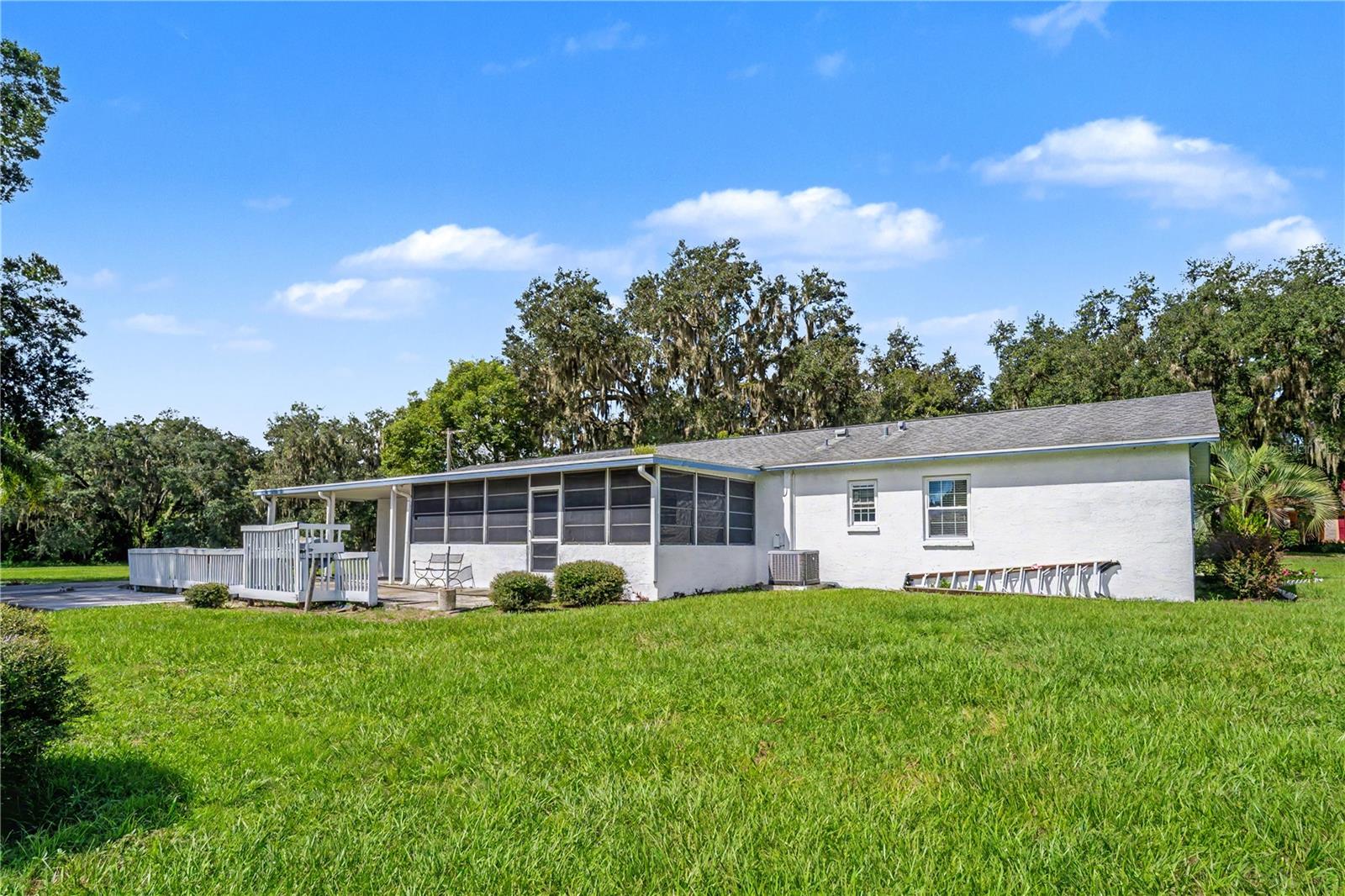 2422 BERRY RD
