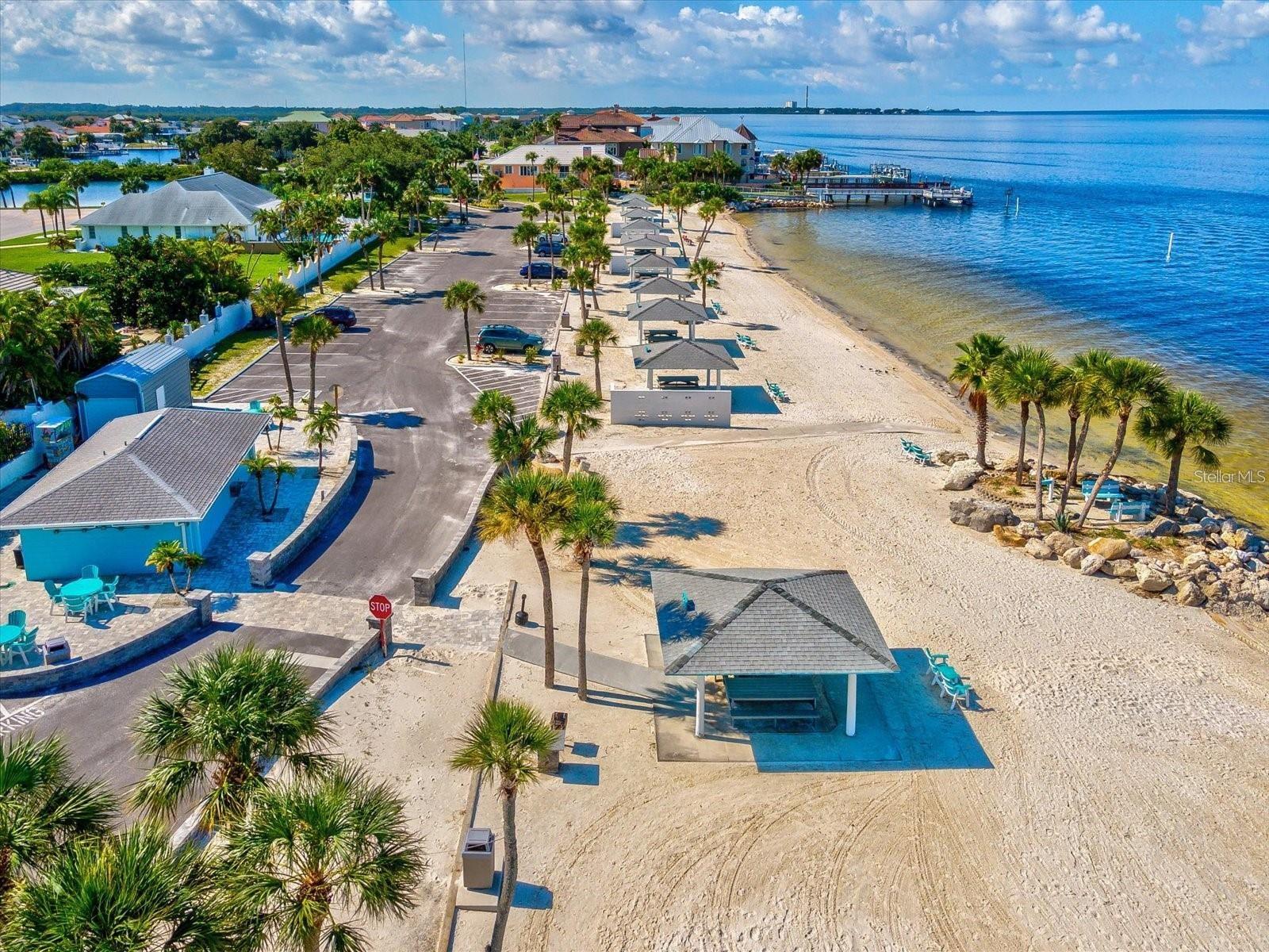 5925 SEASIDE DR