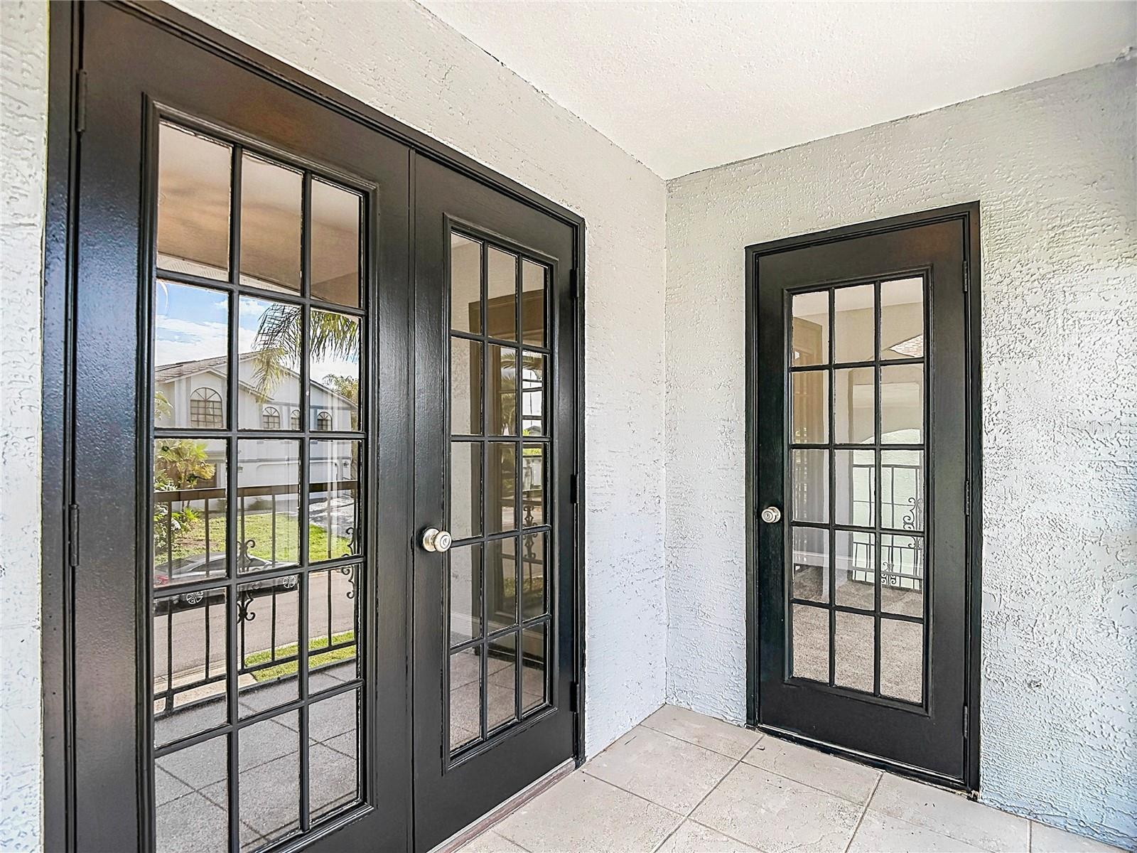 5925 SEASIDE DR