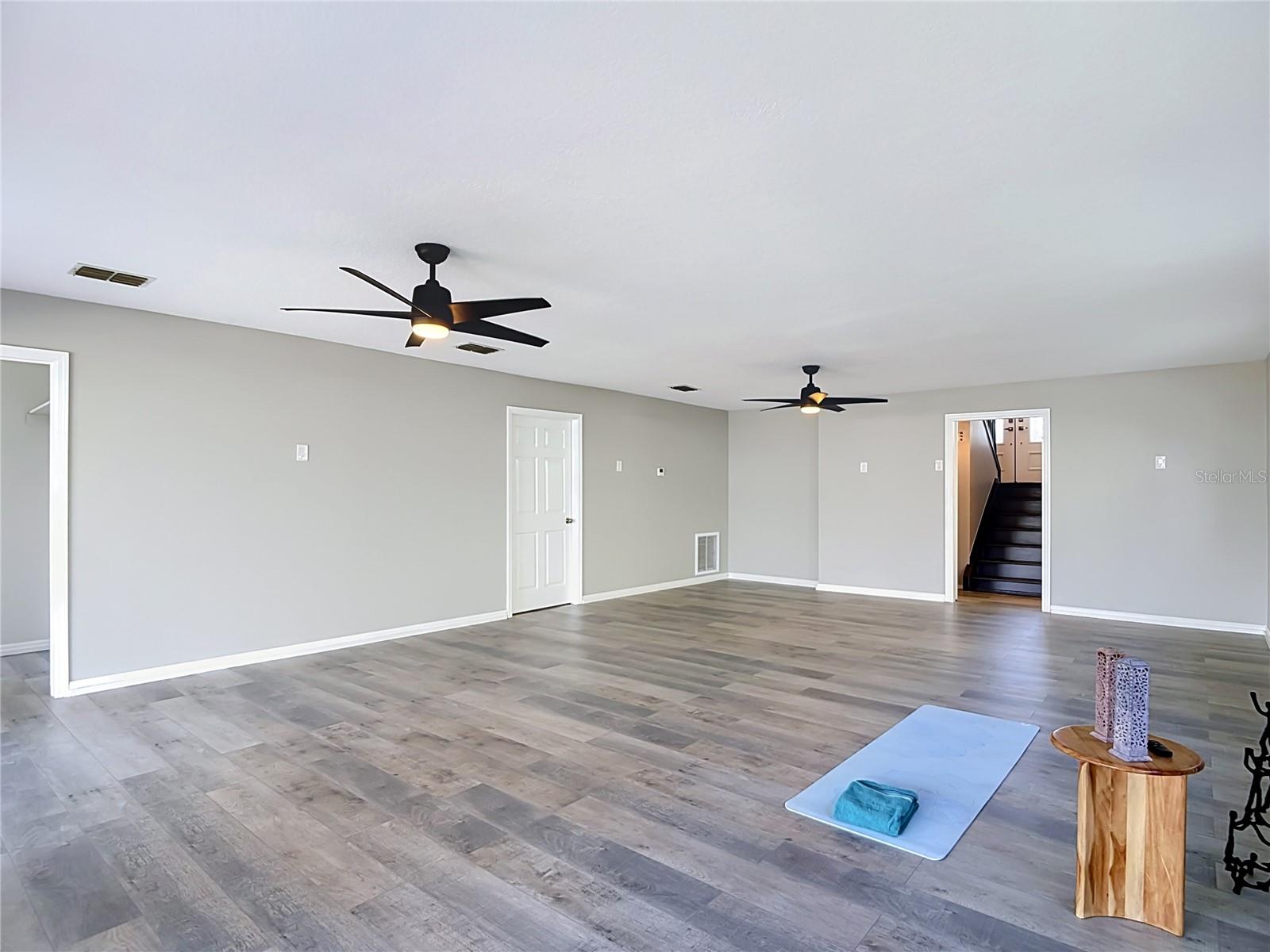 5925 SEASIDE DR