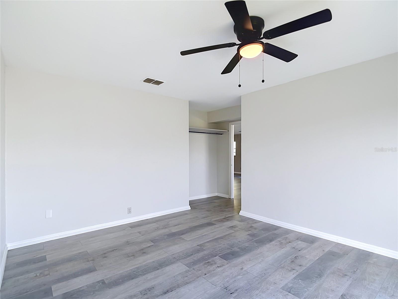 5925 SEASIDE DR