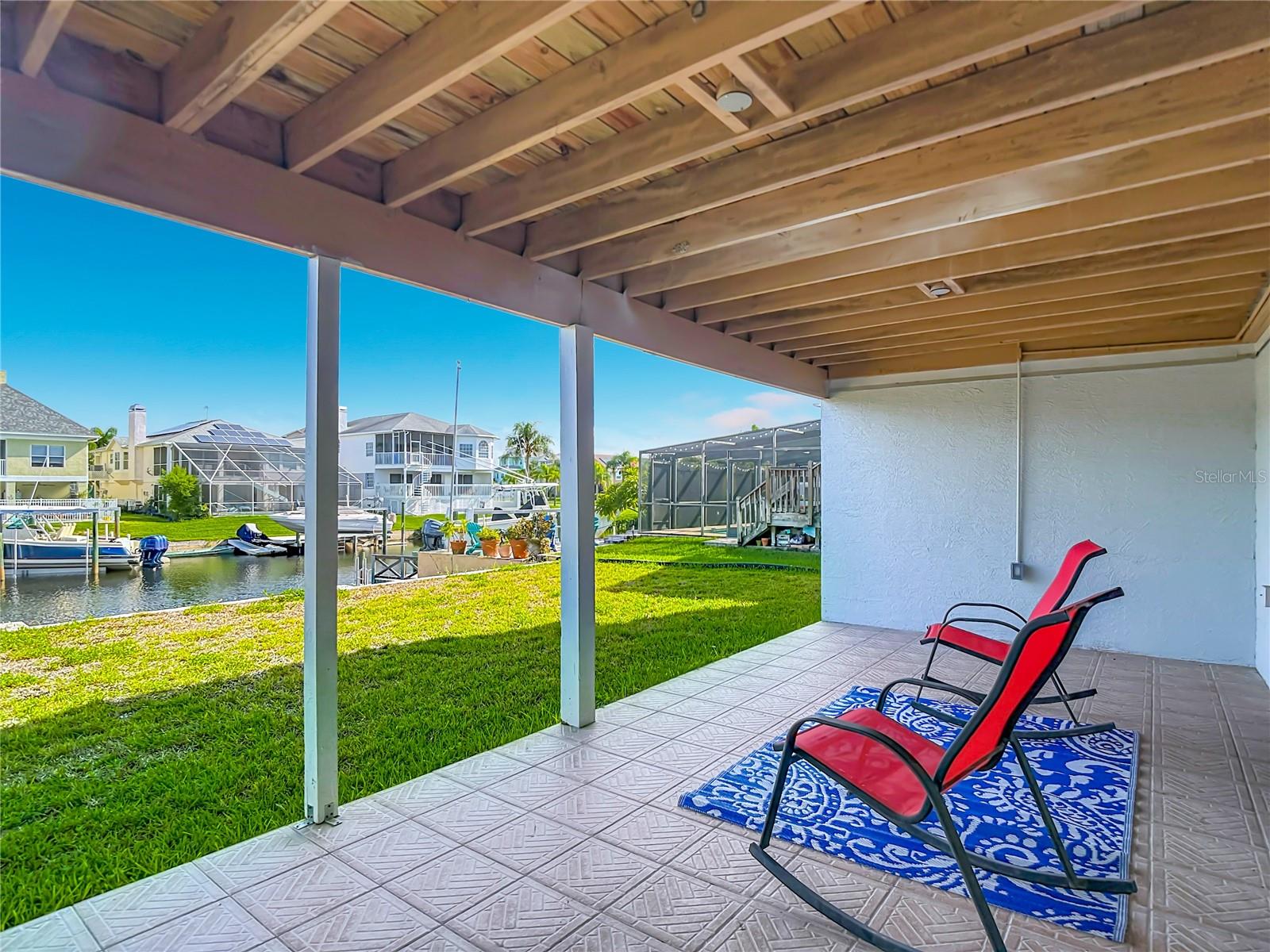 5925 SEASIDE DR