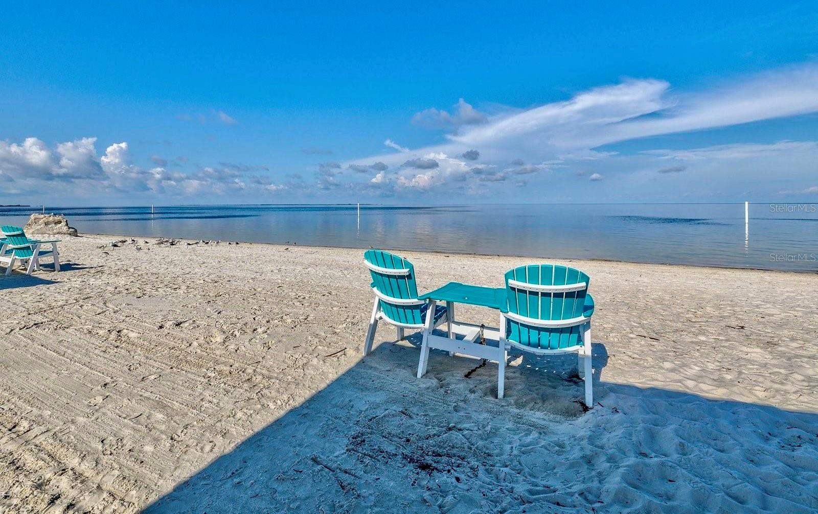 5925 SEASIDE DR