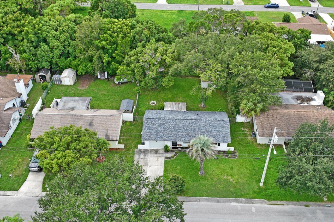 15915 VILLA DR