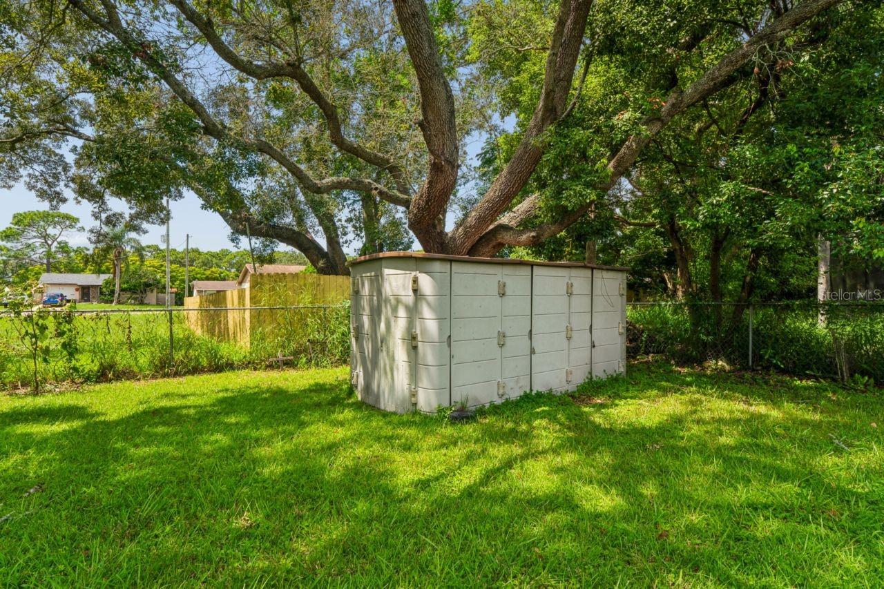 15915 VILLA DR