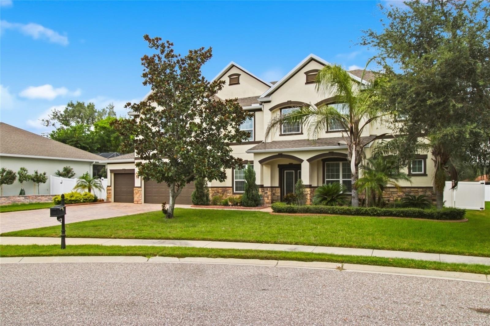 1215 HILLANDALE RESERVE DR