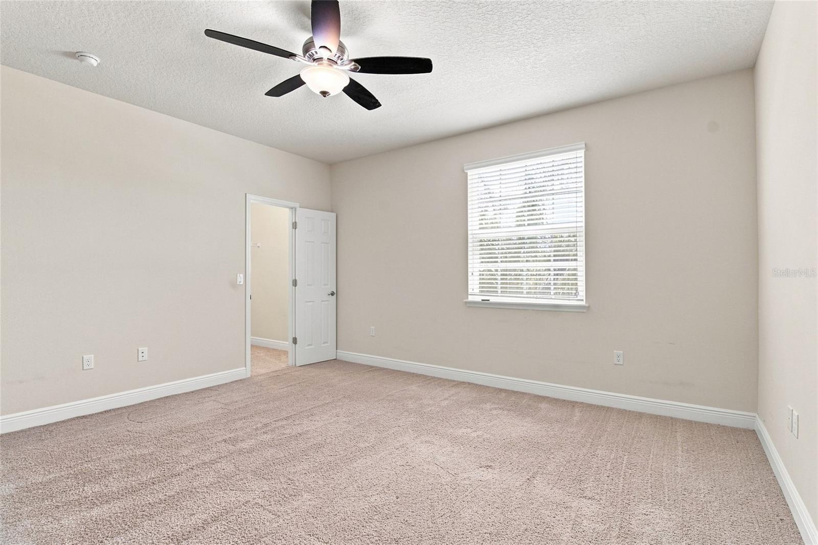 1215 HILLANDALE RESERVE DR